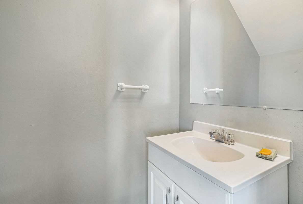 4317 Downs St - Photo 6 of 13