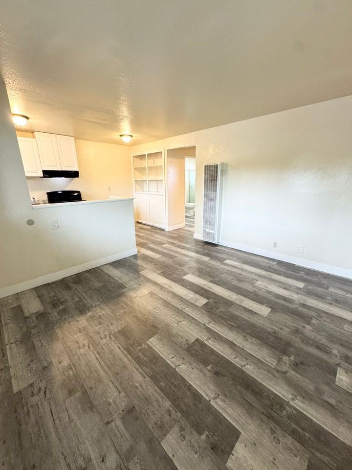 3652 Gayle Way #5 - Photo 3 of 10