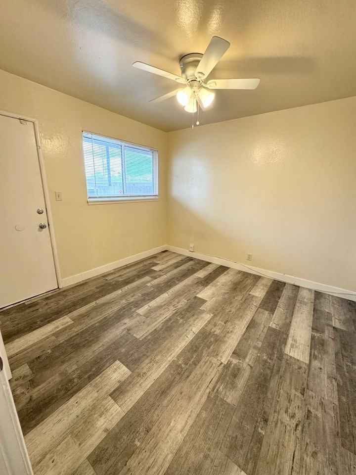 3652 Gayle Way #5 - Photo 6 of 10