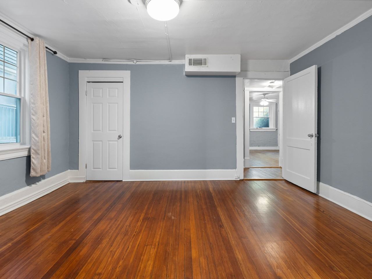 160 4th St Ne #9 - Photo 4 of 16