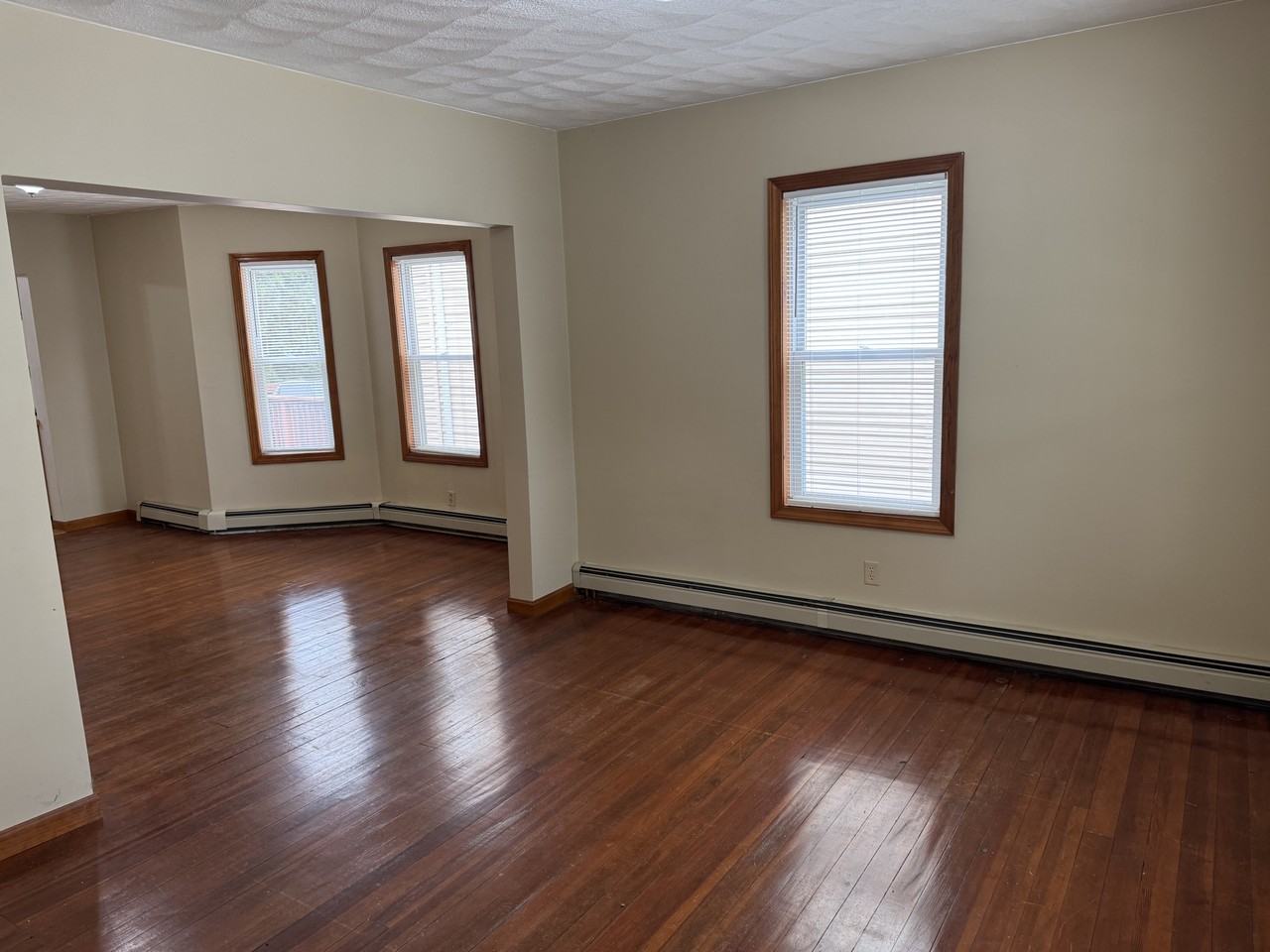 Paris St #1 - Photo 6 of 12