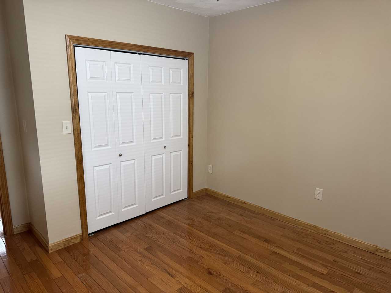 Paris St #1 - Photo 7 of 12