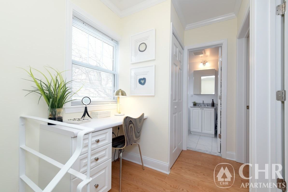 214 Gerry Rd - Photo 6 of 8