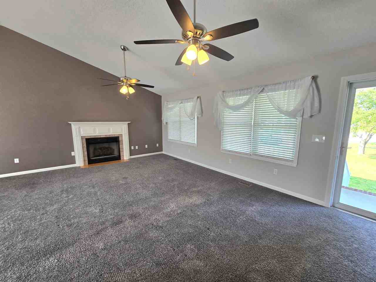 108 Charlene Dr - Photo 2 of 14