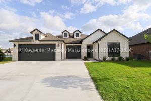 featured image of 3809 W Laredo St