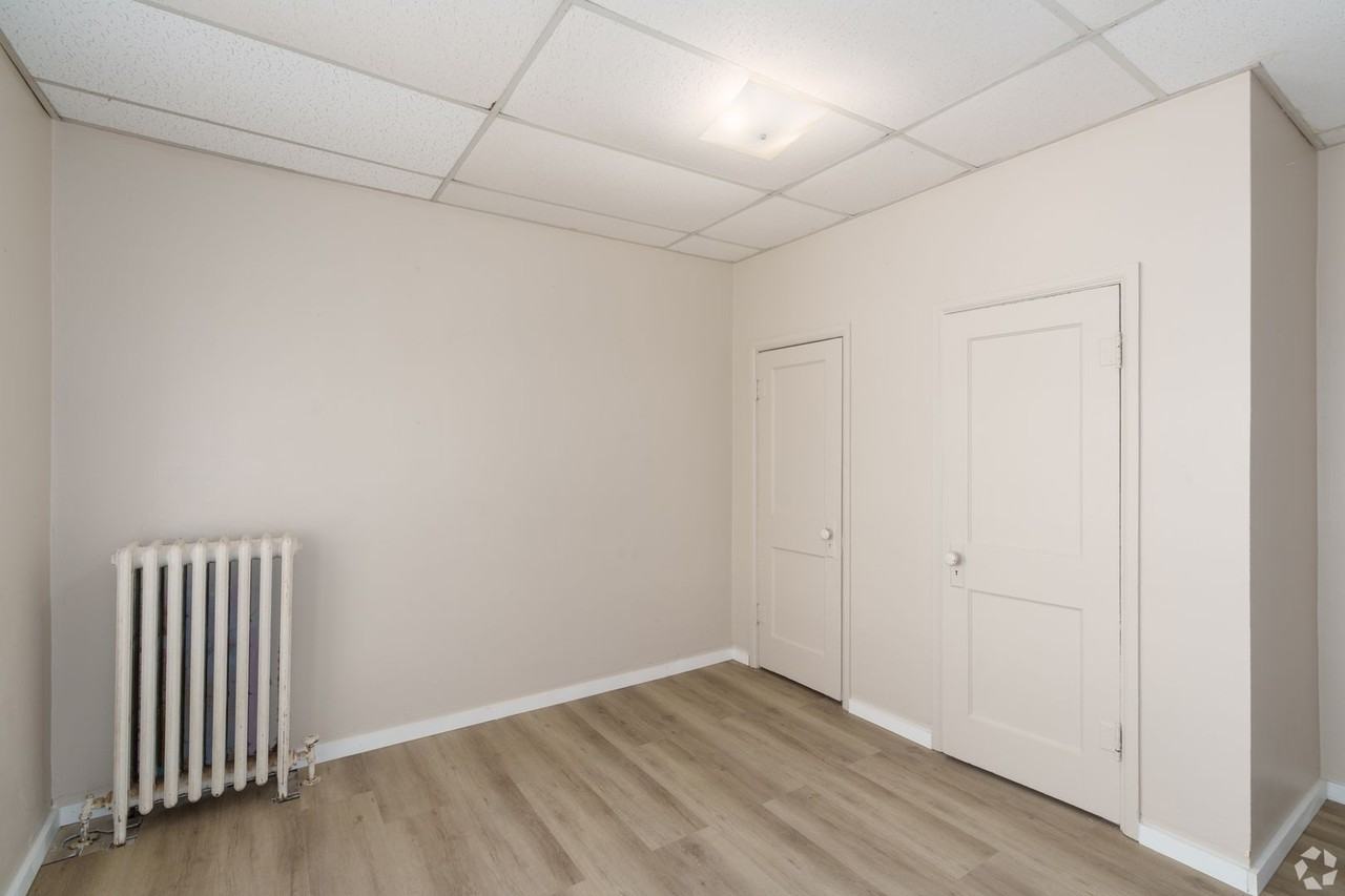 Biston Apartments - Photo 2 of 8