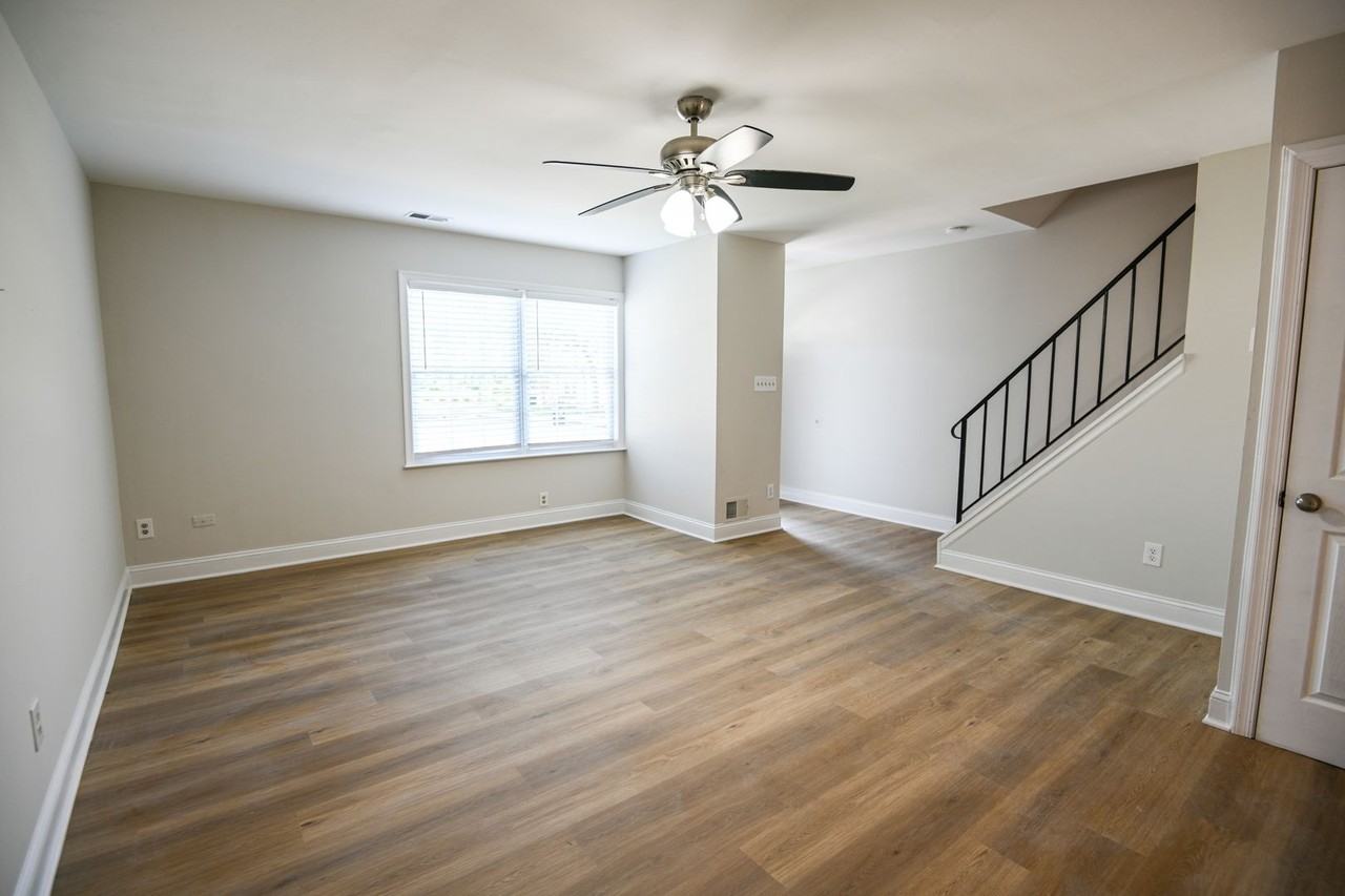 285 Maxo Ct - Photo 3 of 31