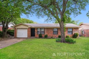 803 Lisa Ln - Photo 1 of 1