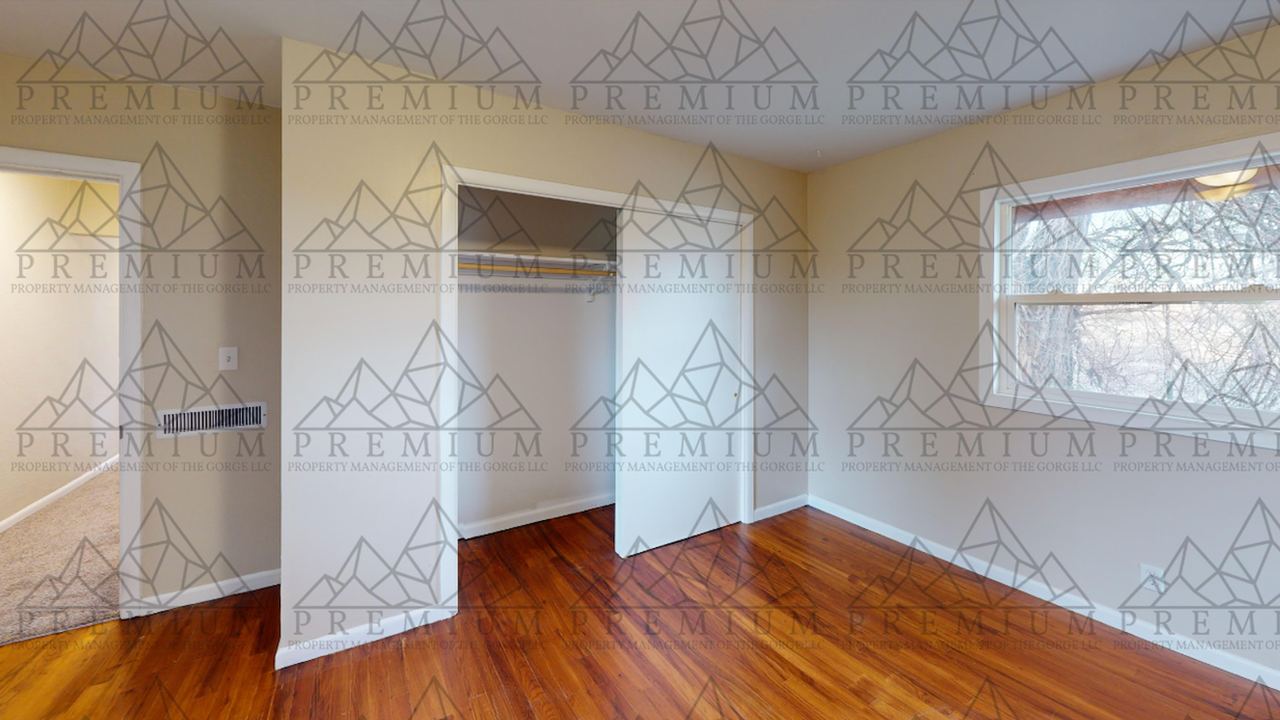 1308 Biggs St - Photo 4 of 13