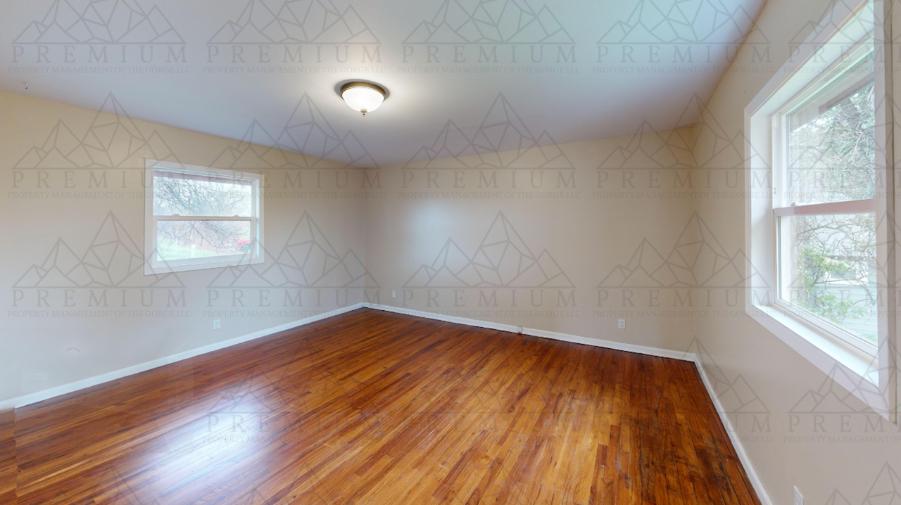 1308 Biggs St - Photo 7 of 13
