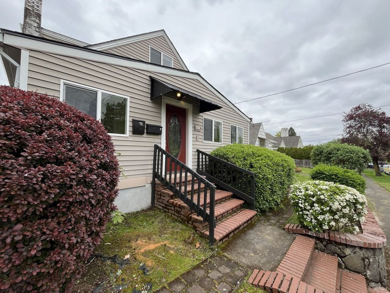 6435 Ne 26th Ave #A - Photo 4 of 49