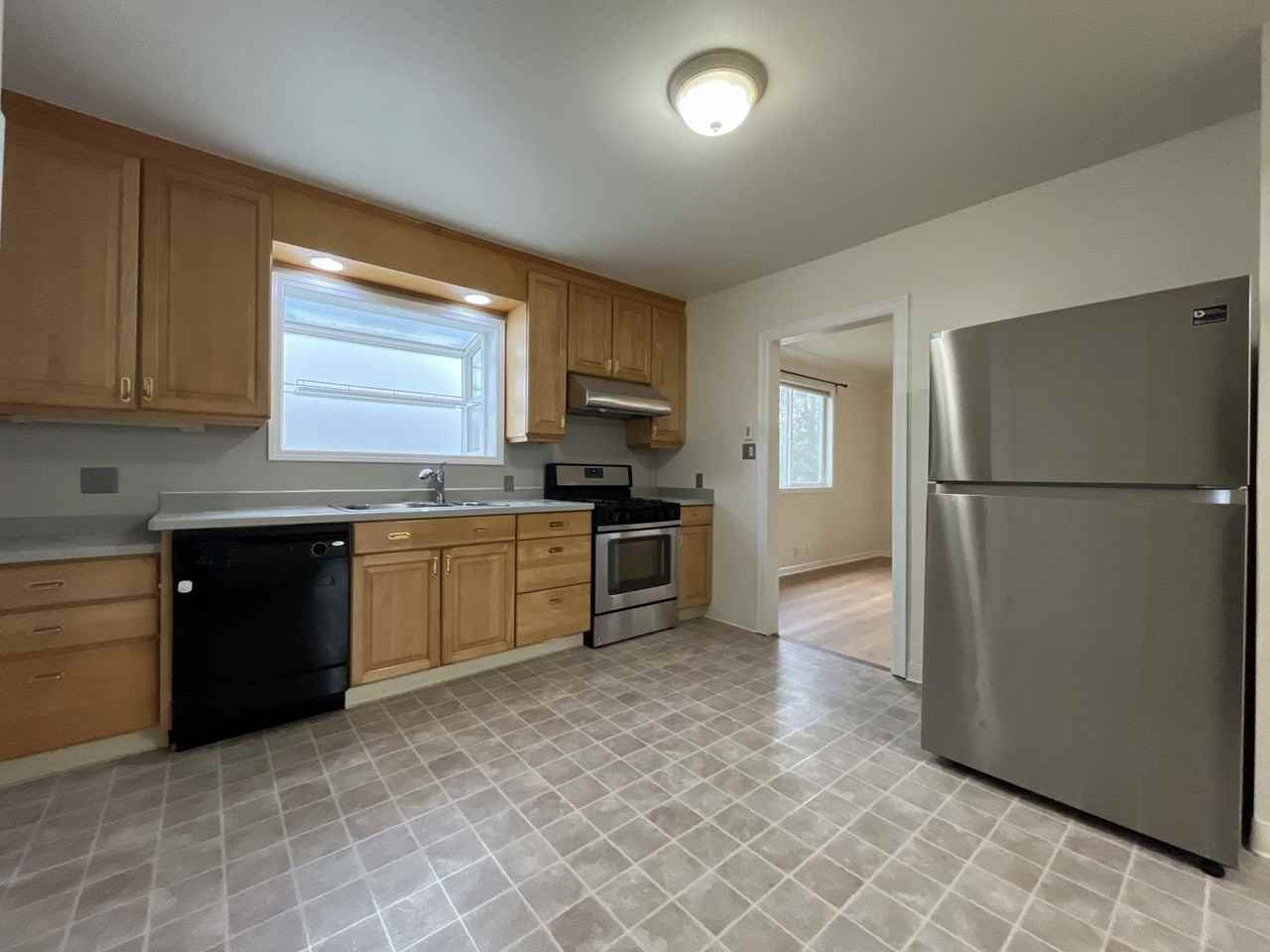 6435 Ne 26th Ave #A - Photo 7 of 49