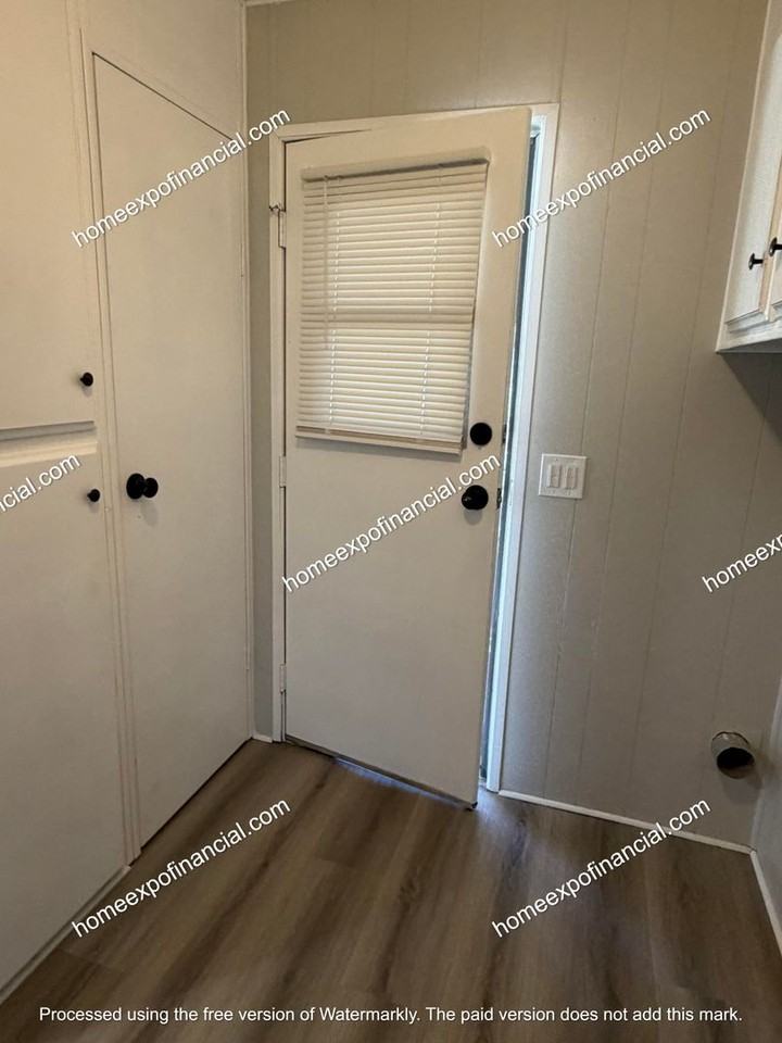 31180 Torrey St - Photo 4 of 42