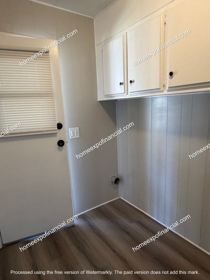 31180 Torrey St - Photo 5 of 42