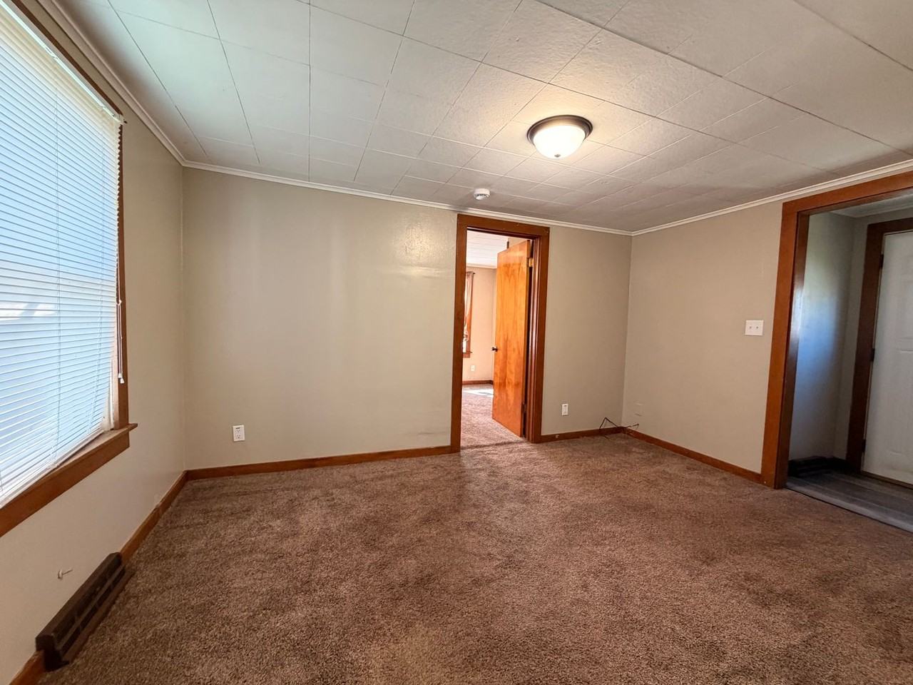 2119 13th Ave S - Photo 2 of 5
