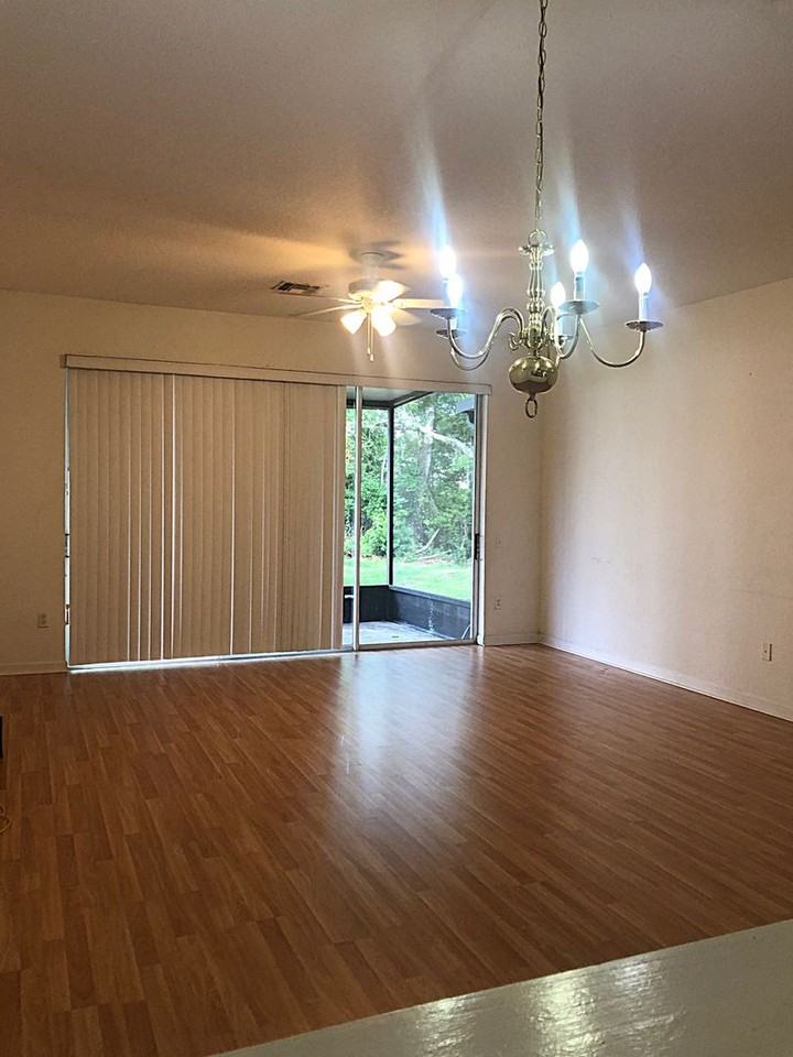 5215 Hawkstone Dr - Photo 2 of 18
