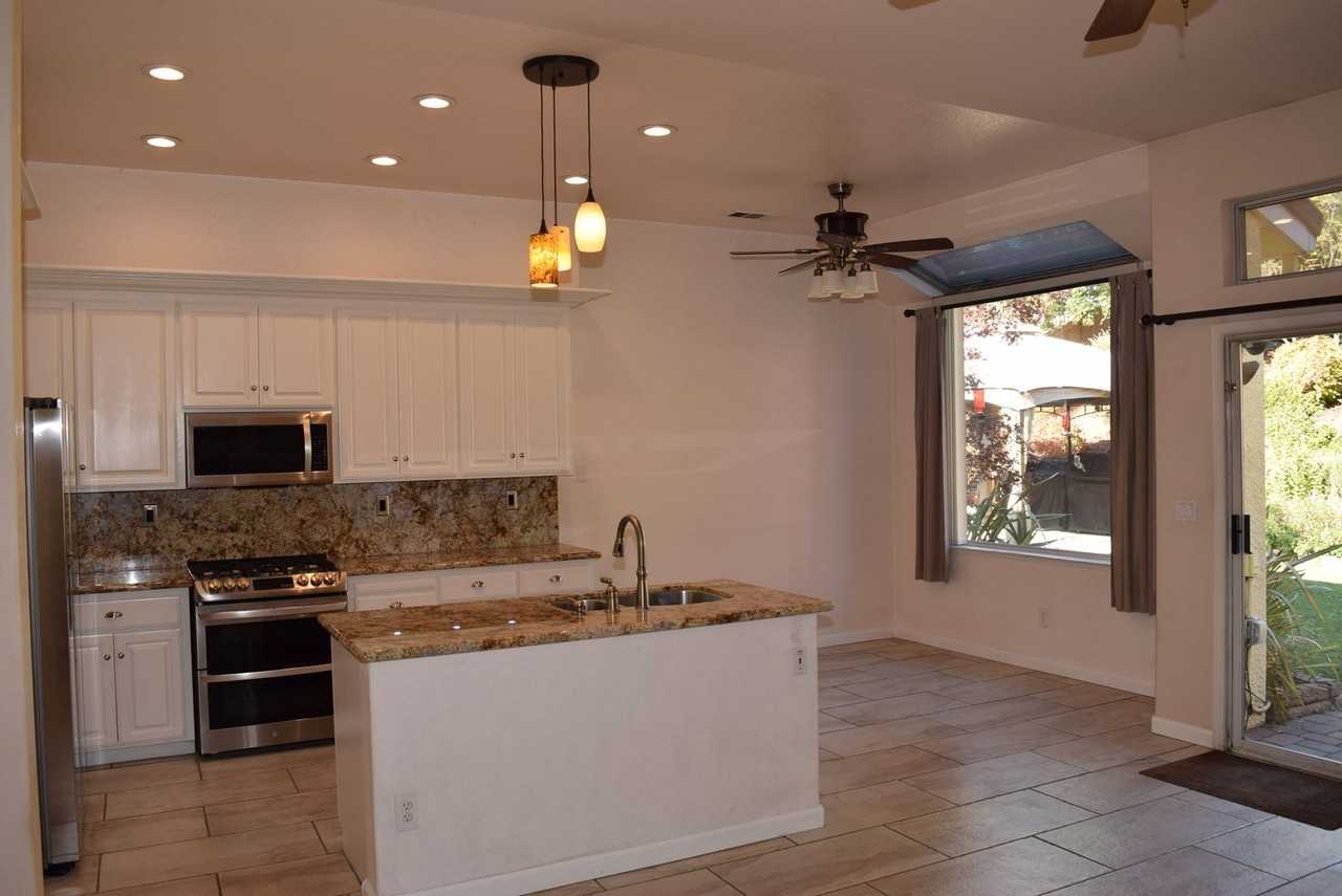 5234 Windham Way - Photo 6 of 10