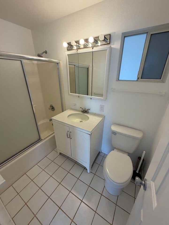 1398 Hiahia St - Photo 7 of 11