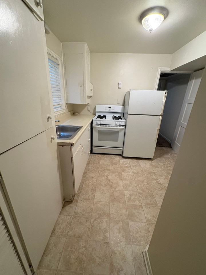 1712 F St #3 Downstairs 1bed/1bath - Photo 7 of 11