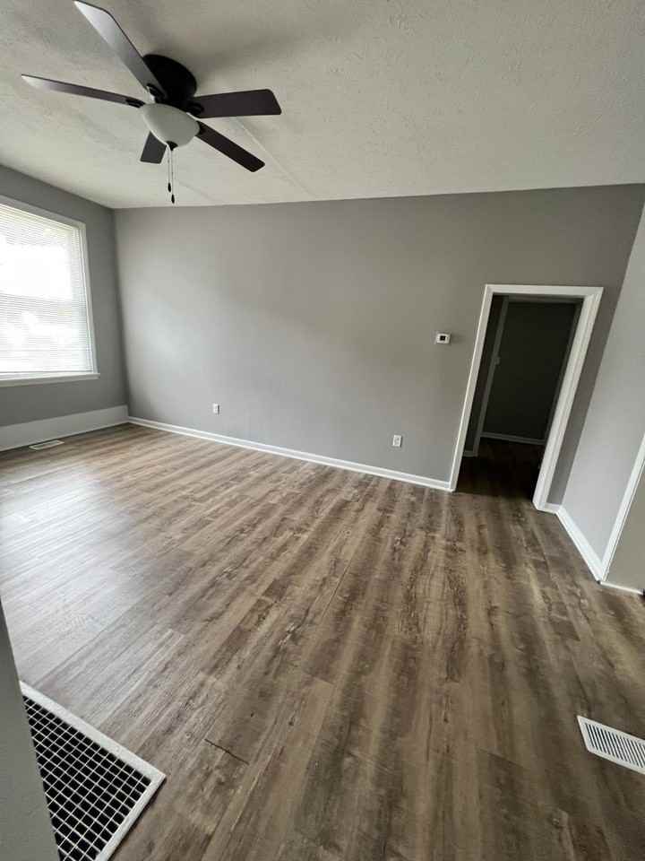 1617 Ferry - Photo 5 of 19