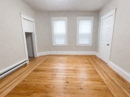 featured image of 7 Vinson St