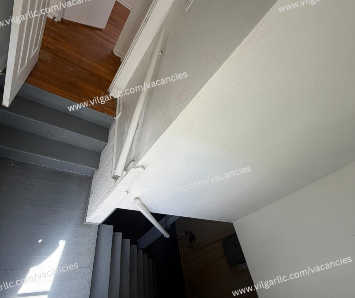 2315 Buchanan St - Photo 7 of 16