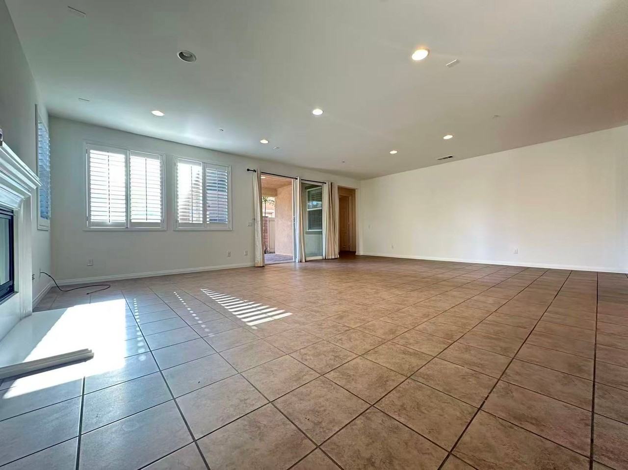 2960 E Via Corvina - Photo 2 of 21