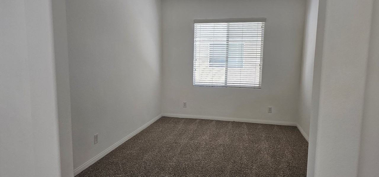 5086 Golden Antelope Way - Photo 6 of 12