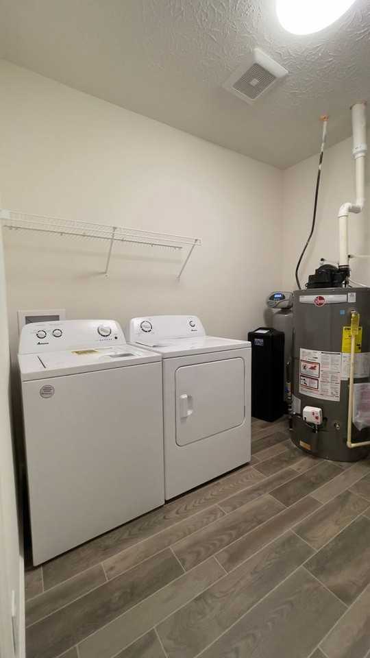 4741 Gawain Dr - Photo 4 of 21