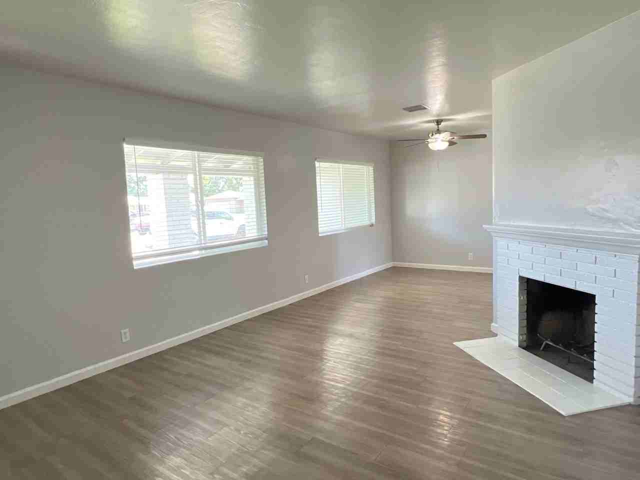 515 Cherokee Dr - Photo 3 of 18