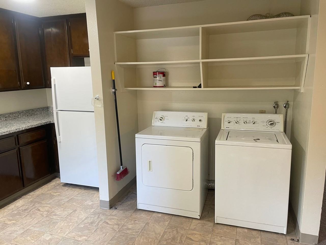 248 Hartnell Pl - Photo 5 of 20