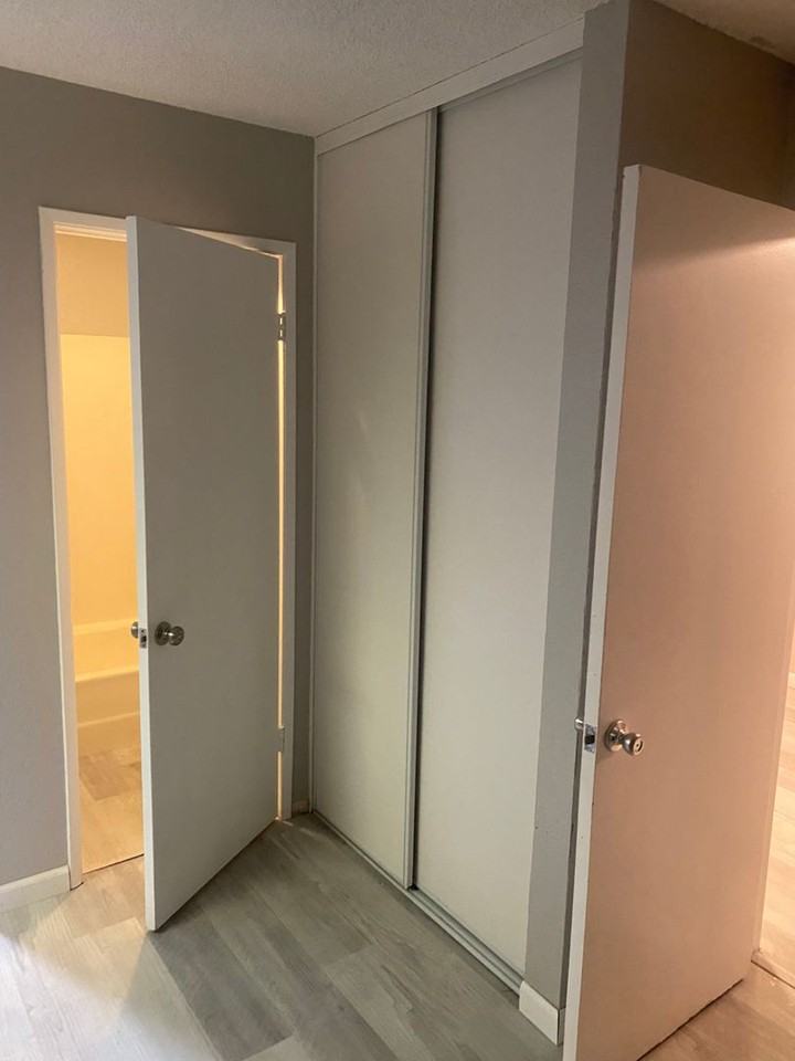 851 W San Ysidro Blvd #1 - Photo 3 of 5