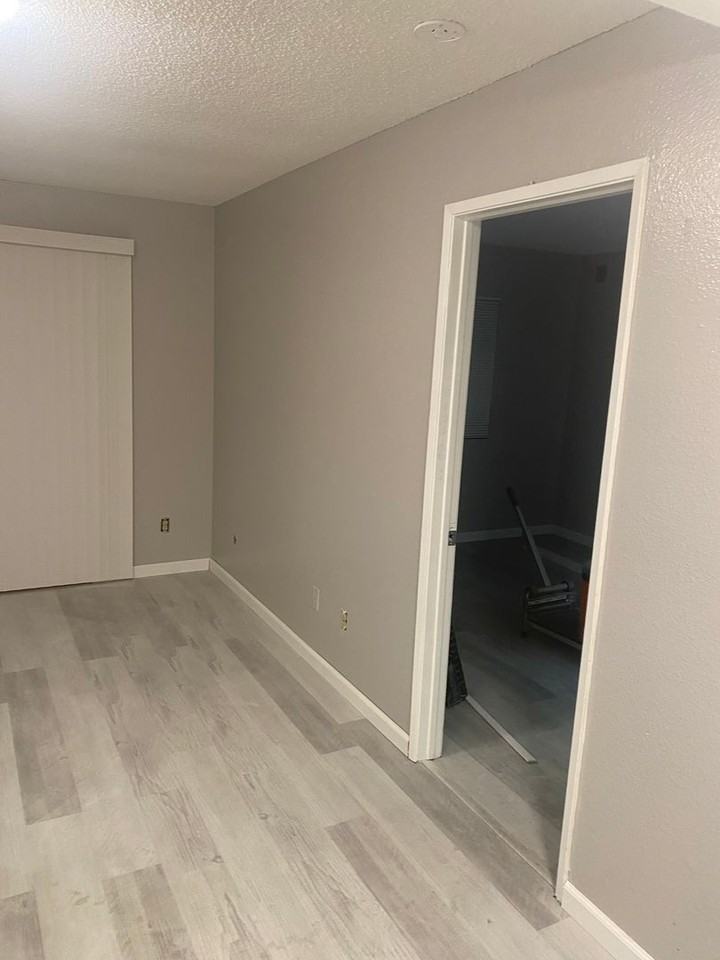 851 W San Ysidro Blvd #1 - Photo 4 of 5