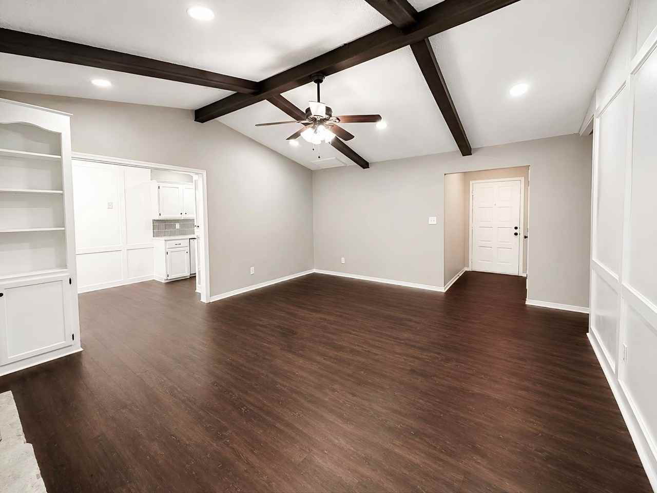 11524 S Franklin Ave - Photo 4 of 21