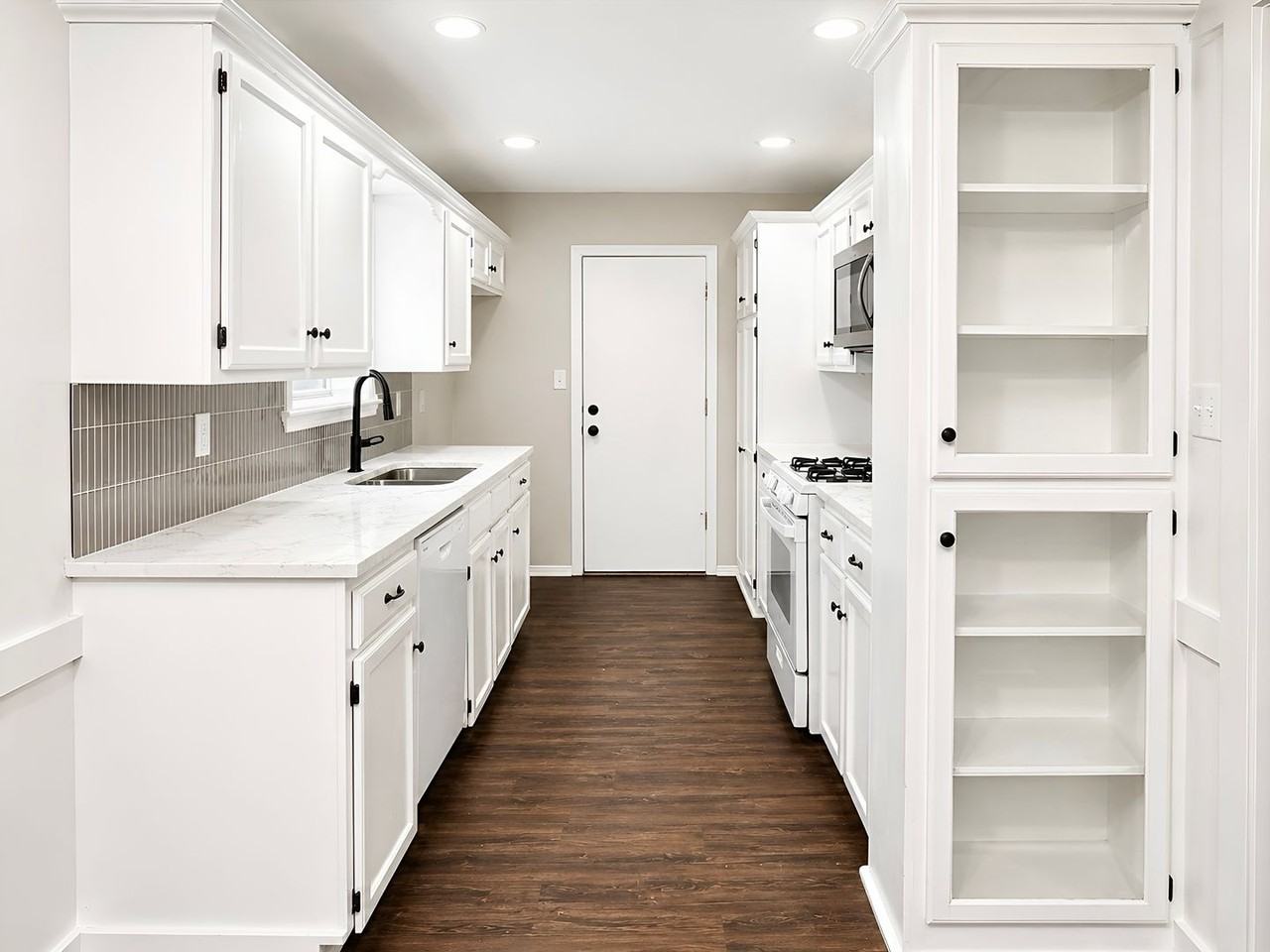 11524 S Franklin Ave - Photo 6 of 21