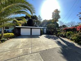 featured image of 6 Villa Pl