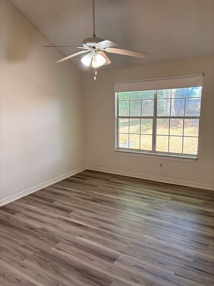 7145 Eight Mile Creek Rd - Photo 2 of 16