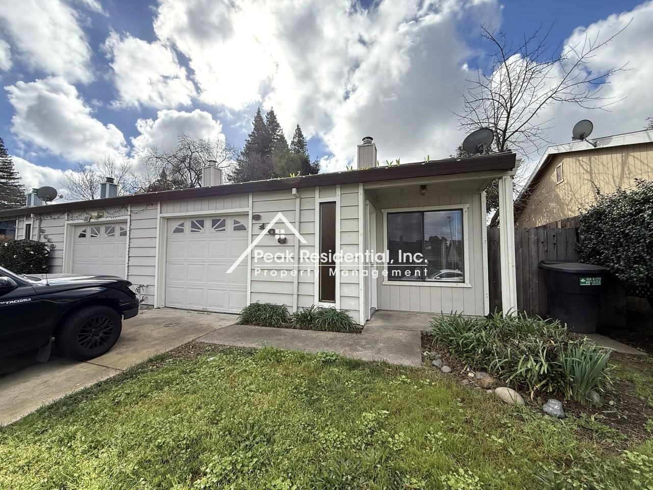 8108 Deseret Ave - Photo 2 of 28