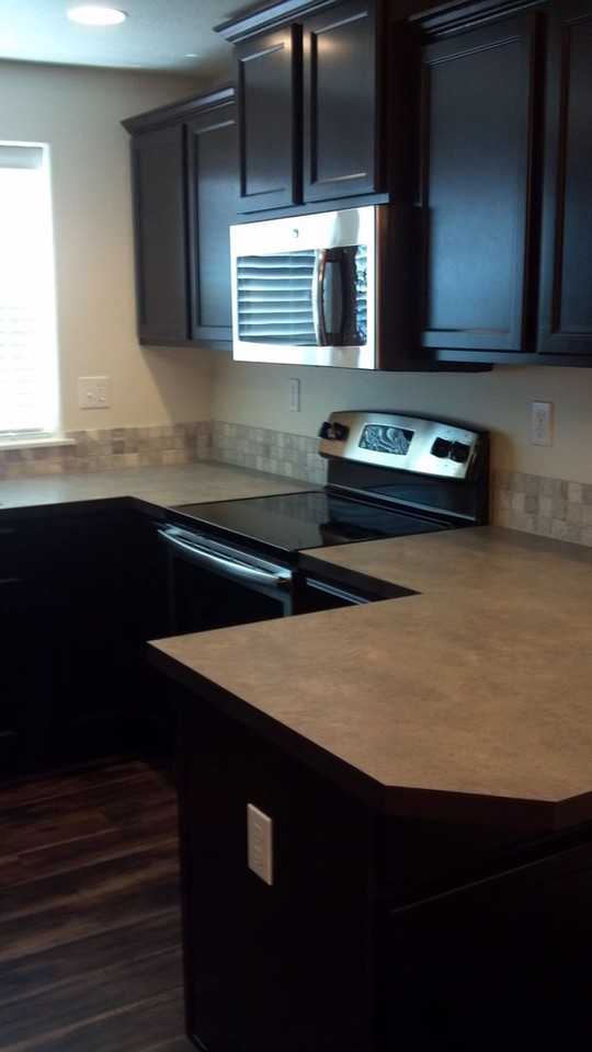 748 N Williams St - Photo 7 of 19