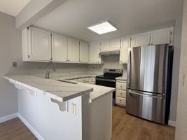 featured image of 744 Creekland Cir