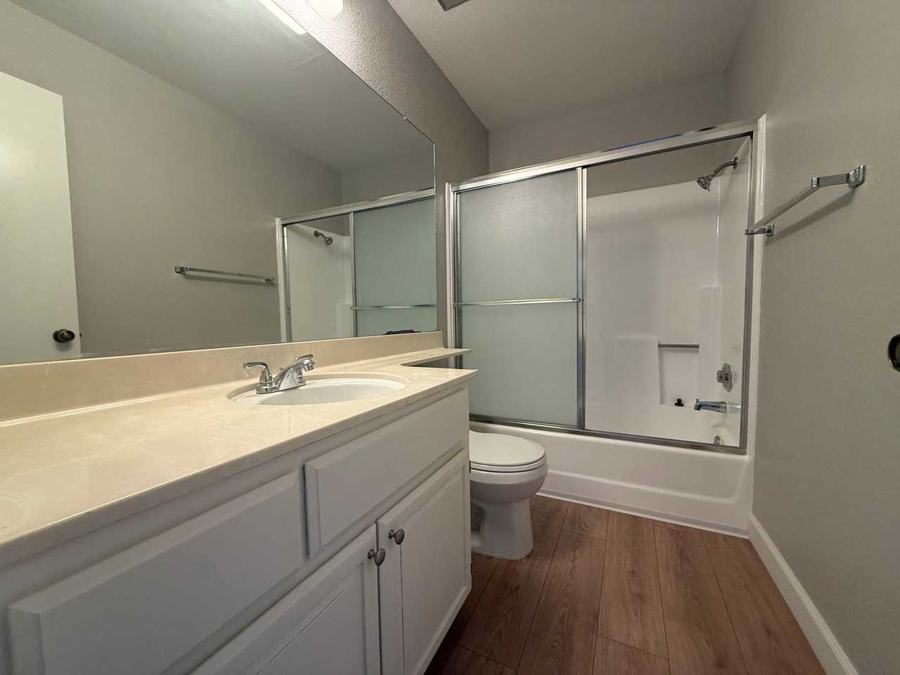 744 Creekland Cir - Photo 7 of 12