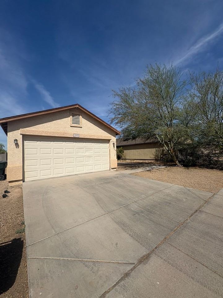 12478 N Pablo St - Photo 3 of 30