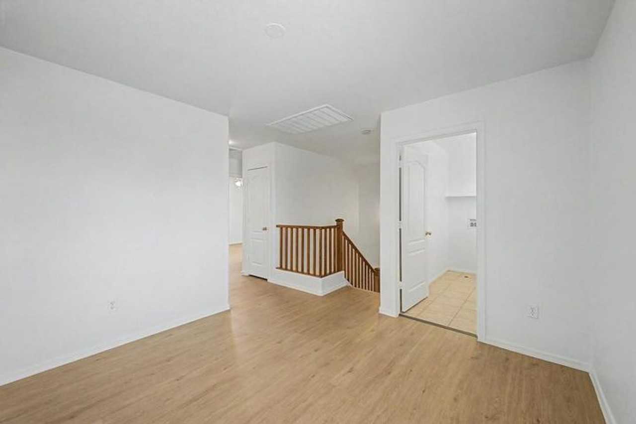 9464 W Sheridan St - Photo 6 of 14