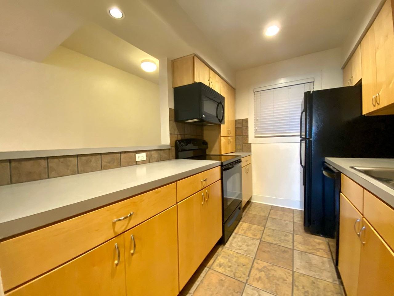 3815 Guadalupe St #207 - Photo 6 of 18