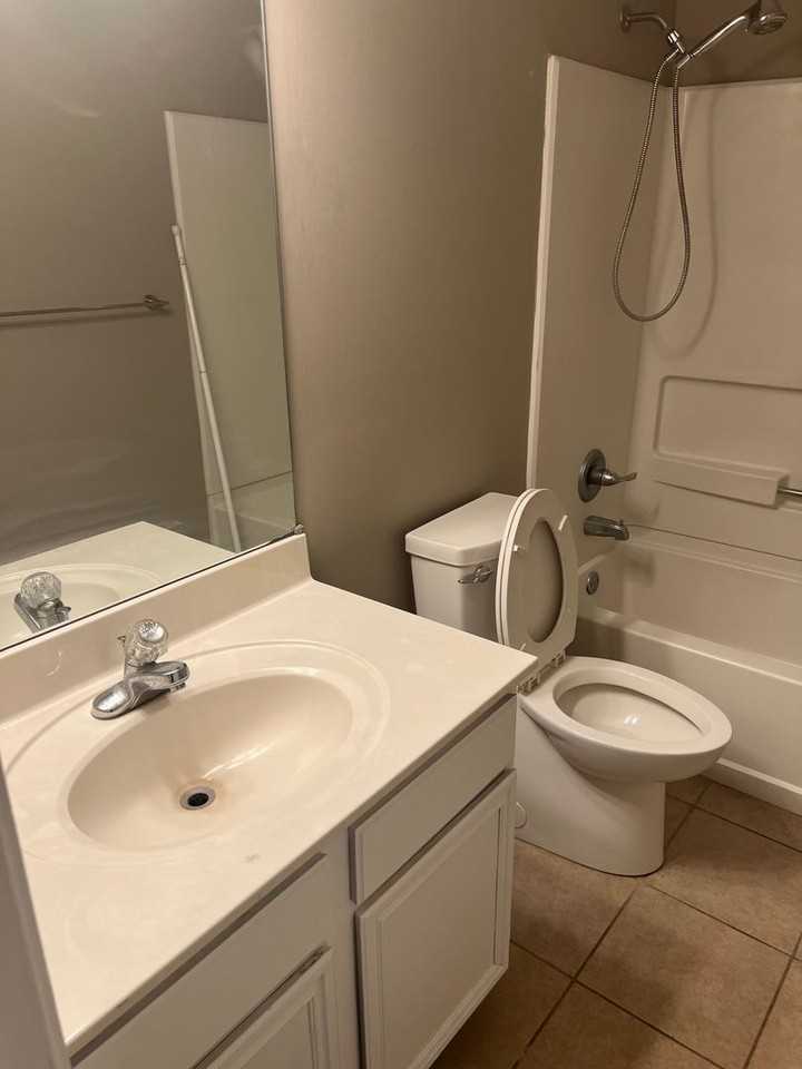 7456 Overlook Dr - Photo 2 of 9