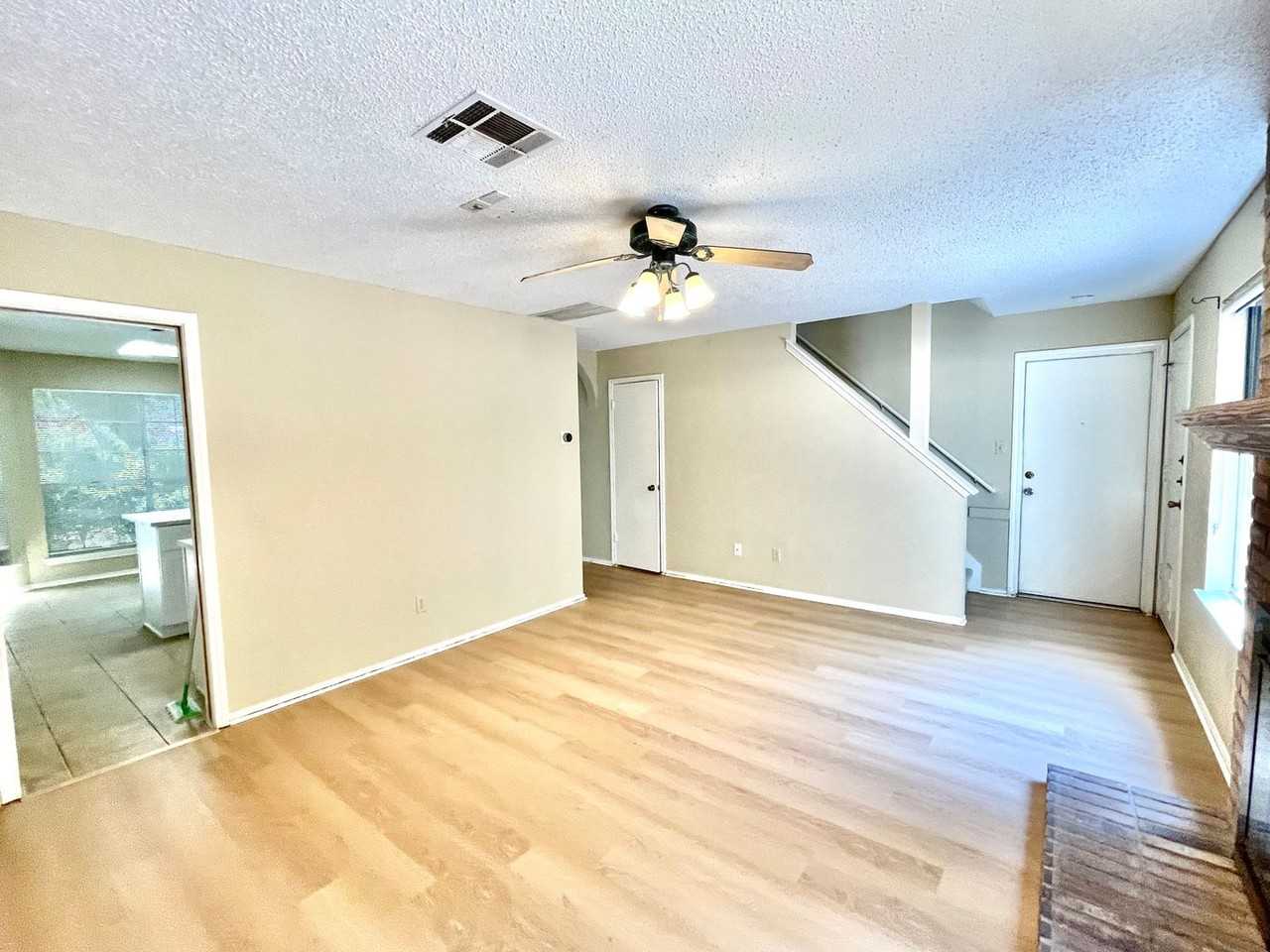 12610 Dringenberg Dr - Photo 3 of 11