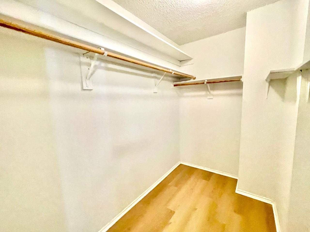 12610 Dringenberg Dr - Photo 7 of 11