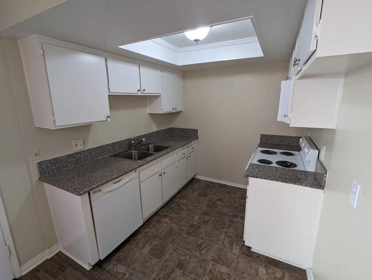 225 W. Verdugo - Photo 4 of 50