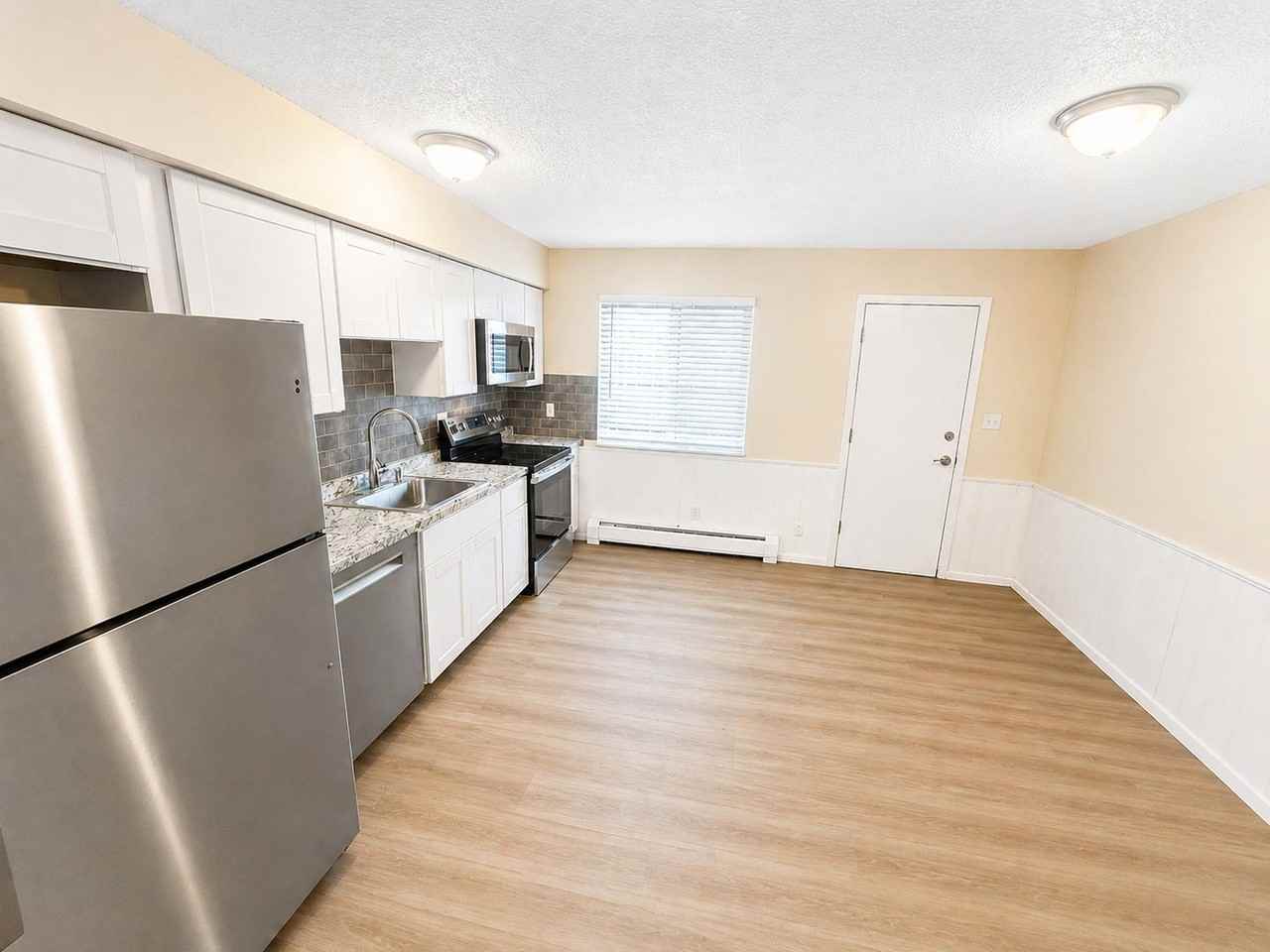 55 E Chenango Ave - Photo 2 of 10