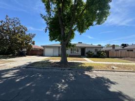 2426 E Dayton Ave - Photo 1 of 1